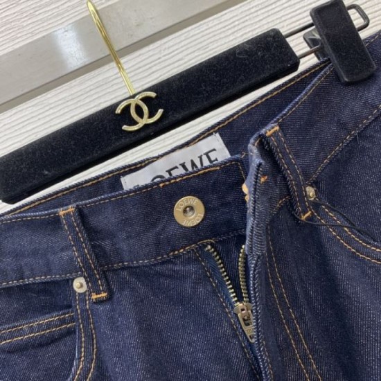 2025SS Jeans LOEWE Undoubtedly the latest trend 2025SS Jeans LOEWE Undoubtedly the latest trend