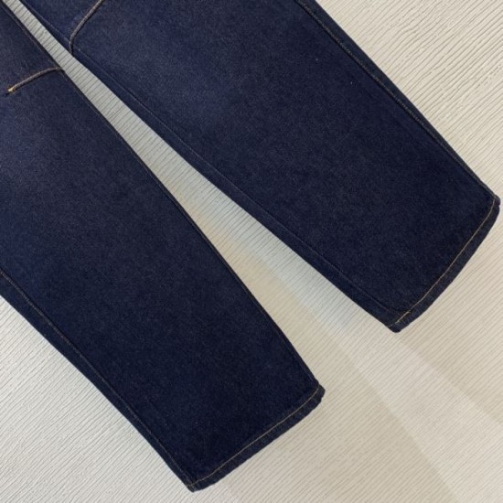 2025SS Jeans LOEWE Undoubtedly the latest trend 2025SS Jeans LOEWE Undoubtedly the latest trend
