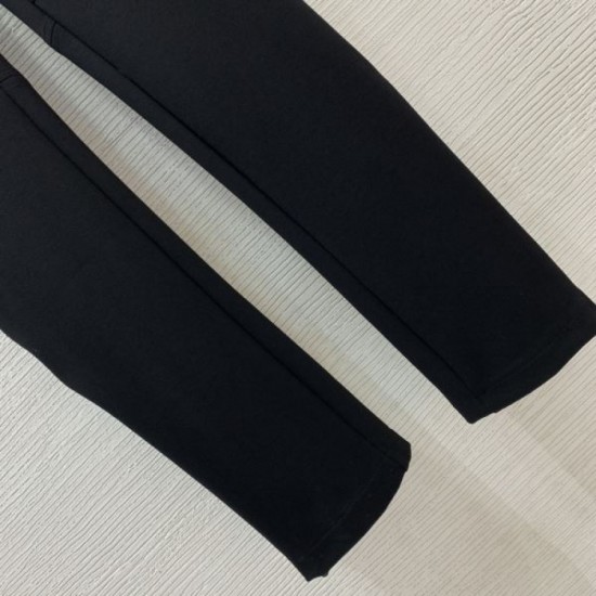 2025SS Leggings Pants LOUIS VUITTON Louis Vuitton Very popular and affordable 2025SS Leggings Pants LOUIS VUITTON Louis Vuitton Very popular and affordable