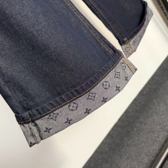 2025FW Jeans LOUIS VUITTON Louis Vuitton Fashionable style with a relaxed feel 2025FW Jeans LOUIS VUITTON Louis Vuitton Fashionable style with a relaxed feel