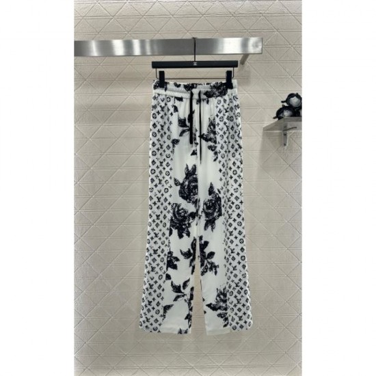 2025FW Straight Pants LOUIS VUITTON Louis Vuitton A classic bestseller every year 2025FW Straight Pants LOUIS VUITTON Louis Vuitton A classic bestseller every year