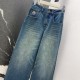 MONCLER Jeans 2025 New Autumn/Winter Trend model that catches the eye with autumn coordination MONCLER Jeans 2025 New Autumn/Winter Trend model that catches the eye with autumn coordination