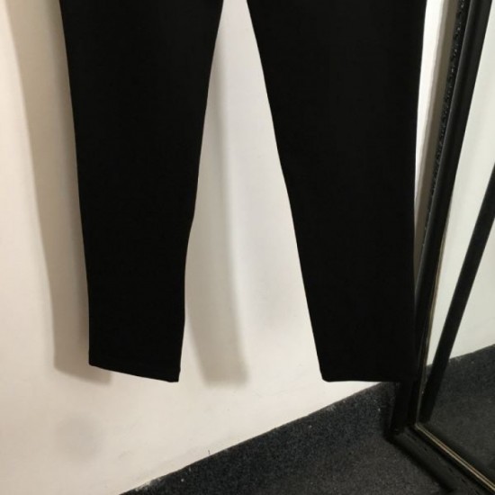 2025SS Leggings Pants VALENTINO Valentino Full of trendy feel 2025SS Leggings Pants VALENTINO Valentino Full of trendy feel