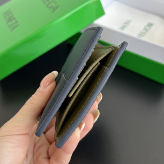 2025SS Adult and elegant BOTTEGA VENETA Bi-fold wallet 2025SS Adult and elegant BOTTEGA VENETA Bi-fold wallet