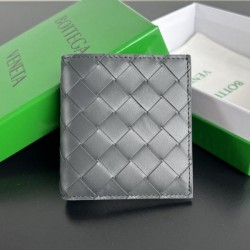 2025SS Also great as a gift! BOTTEGA VENETA Bi-fold Wallet