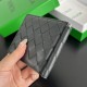 2025SS A wide variety of colors BOTTEGA VENETA Bifold Wallet 2025SS A wide variety of colors BOTTEGA VENETA Bifold Wallet