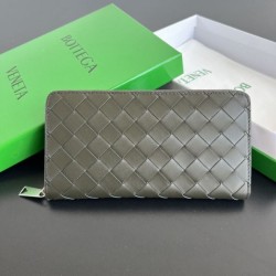 2025SS BOTTEGA VENETA Long Wallet