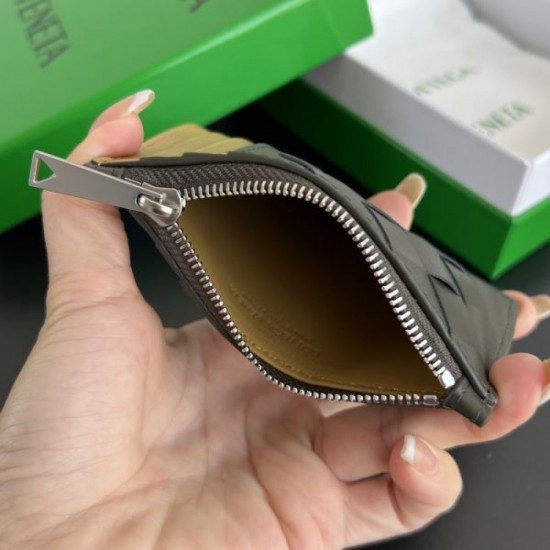 2025SS Super Essential Item BOTTEGA VENETA Card Case 2025SS Super Essential Item BOTTEGA VENETA Card Case
