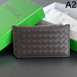 2025SS BOTTEGA VENETA Card Case for a stylish impression