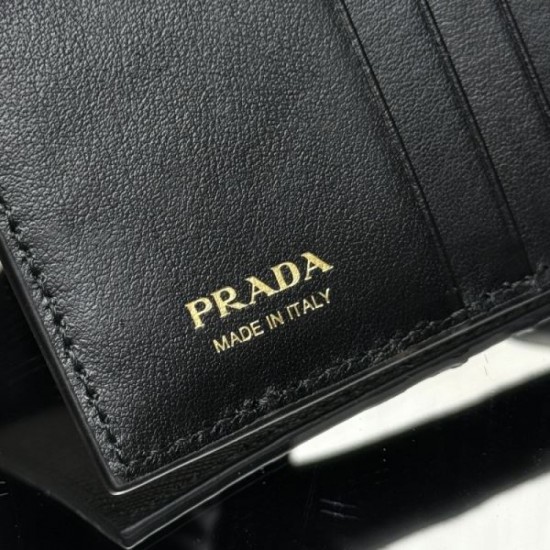 2025SS Miraculous sale special price! PRADA Bifold Wallet 2025SS Miraculous sale special price! PRADA Bifold Wallet