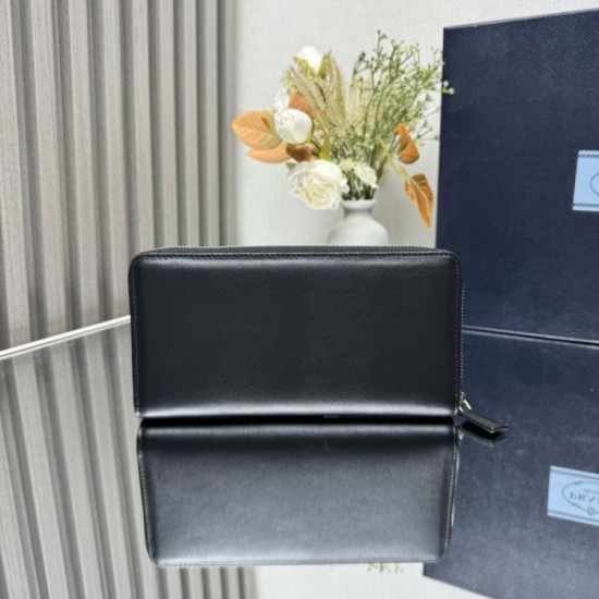 2025SS Latest ☆ Very Popular ☆ Talking PRADA Prada Long Wallet