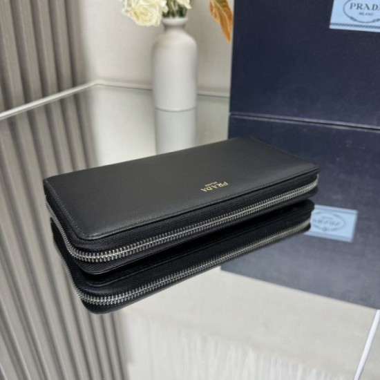 2025SS Latest ☆ Very Popular ☆ Talking PRADA Prada Long Wallet