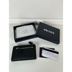 2025SS This season's fashion-looking PRADA card case