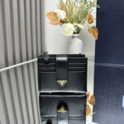 2025SS This season's new and popular beauty line PRADA Prada card case