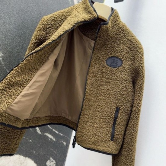BURBERRY Burberry coat 2025 fall/winter overseas limited arrival Very popular model BURBERRY Burberry coat 2025 fall/winter overseas limited arrival Very popular model