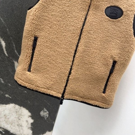 BURBERRY Vest 2025 Fall/Winter New Featured Stylish Items BURBERRY Vest 2025 Fall/Winter New Featured Stylish Items