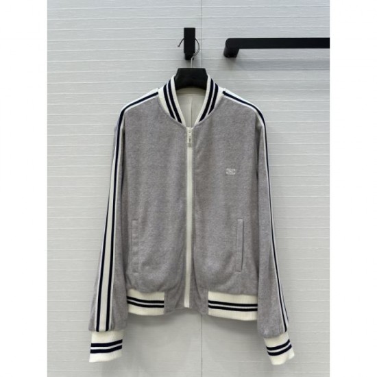 CELINE Celine Jacket 2025 Fall/Winter Domestic Sale Model that is sure to sell out CELINE Celine Jacket 2025 Fall/Winter Domestic Sale Model that is sure to sell out