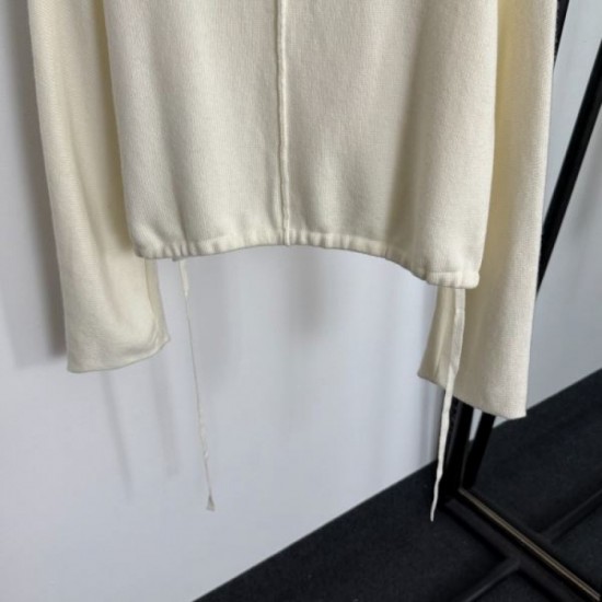 2025FW Pullover Knit DIOR Magazine featured in the forefront of trends 2025FW Pullover Knit DIOR Magazine featured in the forefront of trends
