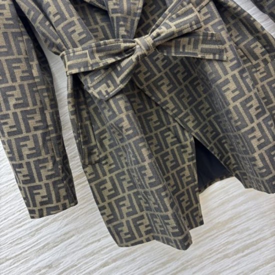 FENDI trench coat 2025 autumn/winter hottest new autumn/winter outerwear FENDI trench coat 2025 autumn/winter hottest new autumn/winter outerwear