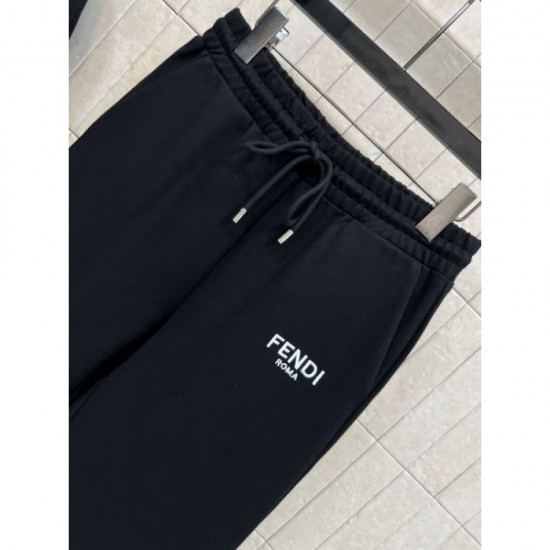 FENDI Setup 2025 Fall/Winter Urban Style New Model FENDI Setup 2025 Fall/Winter Urban Style New Model