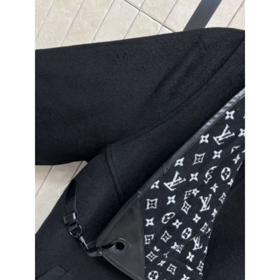 LOUIS VUITTON Louis Vuitton Poncho Coat 2025 New Autumn/Winter Trend Outerwear Popular in Japan LOUIS VUITTON Louis Vuitton Poncho Coat 2025 New Autumn/Winter Trend Outerwear Popular in Japan