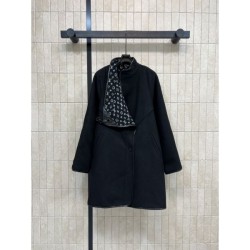 LOUIS VUITTON Louis Vuitton Poncho Coat New Fall/Winter 2025 Recommended coat that is sure to be a hit this year