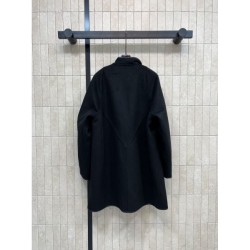 LOUIS VUITTON Louis Vuitton Poncho Coat New Fall/Winter 2025 Recommended coat that is sure to be a hit this year