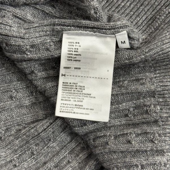 2025FW Knit MIU MIU Miu Miu Increases fashion High quality materials for outstanding attention 2025FW Knit MIU MIU Miu Miu Increases fashion High quality materials for outstanding attention