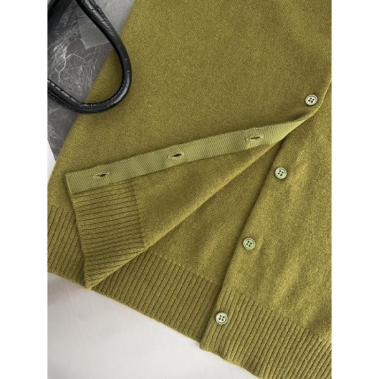 2025FW Long Sleeve Cardigan MIU MIU Miu Miu Loves fashionable girls New product with a luxurious feel 2025FW Long Sleeve Cardigan MIU MIU Miu Miu Loves fashionable girls New product with a luxurious feel