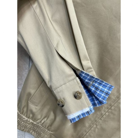 MIU MIU Outerwear 2025 Fall/Winter New Arrivals Latest models available at local prices MIU MIU Outerwear 2025 Fall/Winter New Arrivals Latest models available at local prices