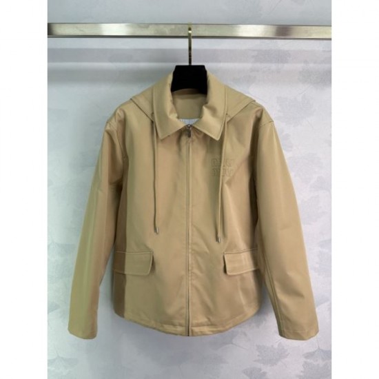 MIU MIU Trench Coat 2025 New Autumn/Winter A classic autumn/winter outerwear with outstanding presence MIU MIU Trench Coat 2025 New Autumn/Winter A classic autumn/winter outerwear with outstanding presence