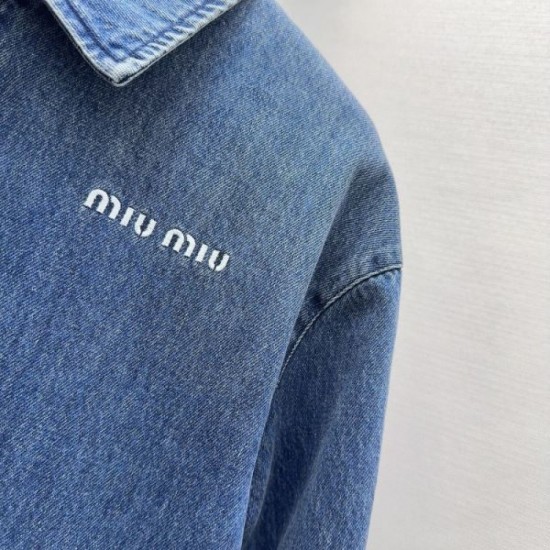 MIU MIU Jacket 2025 Fall/Winter New Item Perfectly compatible and definitely recommended MIU MIU Jacket 2025 Fall/Winter New Item Perfectly compatible and definitely recommended