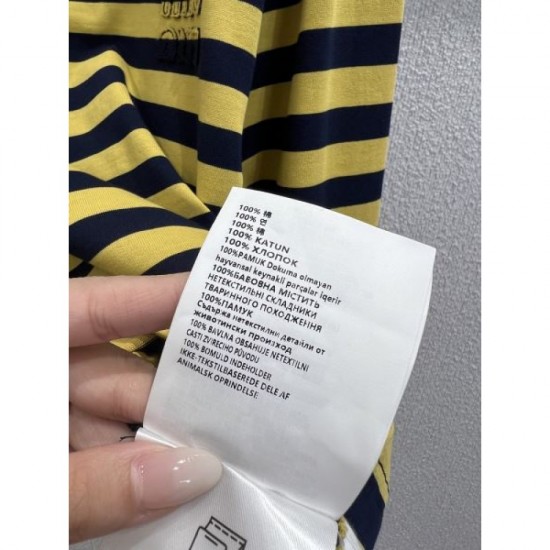 MIU MIU Long Sleeve T-shirt 2025 New Autumn/Winter Outstanding Brand Print Design MIU MIU Long Sleeve T-shirt 2025 New Autumn/Winter Outstanding Brand Print Design