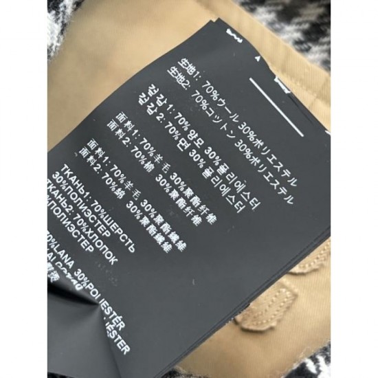 MIU MIU Coat 2025 Fall/Winter New Item A must-see outerwear this fall MIU MIU Coat 2025 Fall/Winter New Item A must-see outerwear this fall
