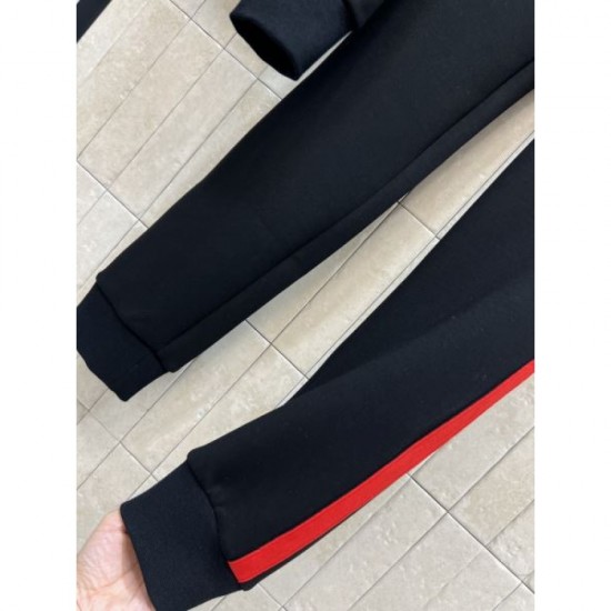 PRADA Prada Setup 2025 Fall/Winter New Arrival Items to Improve Your Fashion Level PRADA Prada Setup 2025 Fall/Winter New Arrival Items to Improve Your Fashion Level