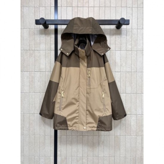 PRADA Mountain Jacket 2025 Fall/Winter New High quality and popular outdoor outerwear PRADA Mountain Jacket 2025 Fall/Winter New High quality and popular outdoor outerwear