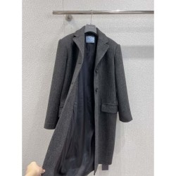 PRADA Prada Coat 2025 New Autumn/Winter A versatile coat that can be used for any occasion