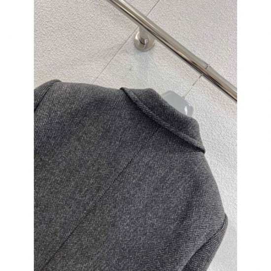 PRADA Prada Coat 2025 New Autumn/Winter A versatile coat that can be used for any occasion PRADA Prada Coat 2025 New Autumn/Winter A versatile coat that can be used for any occasion