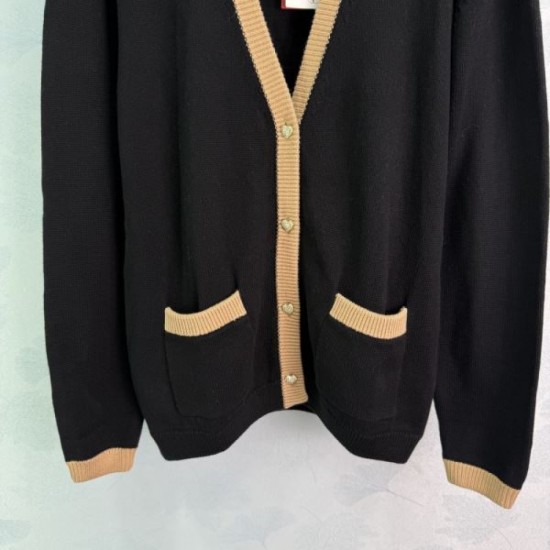 VALENTINO Knit Cardigan 2025 Fall/Winter New Popular Favorite Design VALENTINO Knit Cardigan 2025 Fall/Winter New Popular Favorite Design