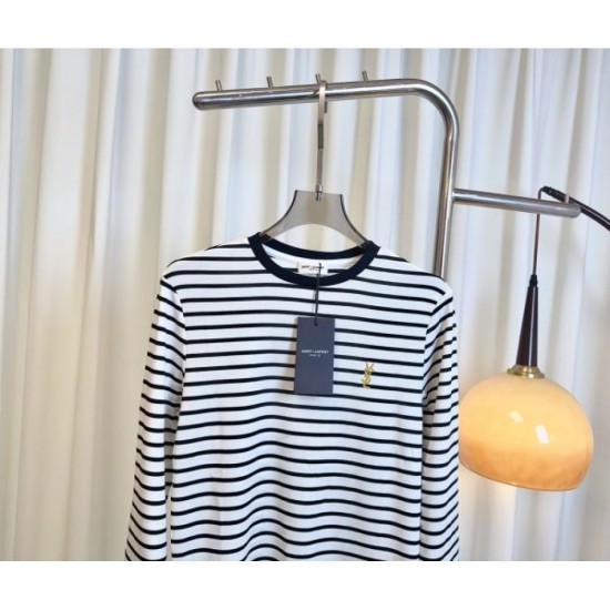 YSL Yves Saint Laurent Long Sleeve T-Shirt 2025 Fall/Winter New Cool Popular T-Shirt YSL Yves Saint Laurent Long Sleeve T-Shirt 2025 Fall/Winter New Cool Popular T-Shirt