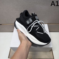 2025FW Men's Sneakers GIVENCHY Elegant design that exudes a mature impression