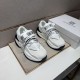 2025FW Men's Sneakers GIVENCHY Elegant design that exudes a mature impression