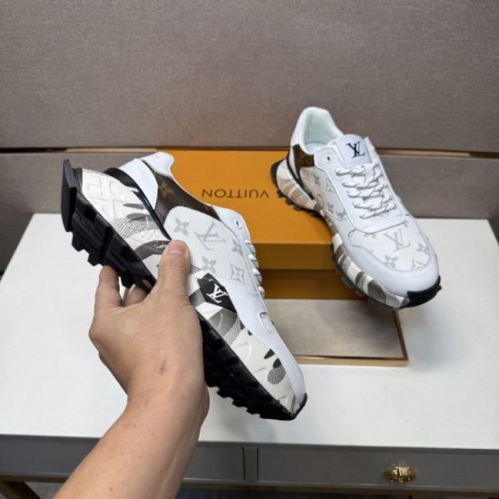 2025FW Men's Sneakers LOUIS VUITTON A pair that shows the popularity of Louis Vuitton