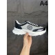 2025SS Sneakers VALENTINO Valentino A pair of shoes that will prevail from the latest trends of the year 2025SS Sneakers VALENTINO Valentino A pair of shoes that will prevail from the latest trends of the year