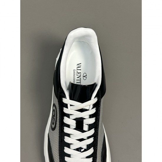 2025SS Sneakers VALENTINO Valentino A pair of shoes that will prevail from the latest trends of the year 2025SS Sneakers VALENTINO Valentino A pair of shoes that will prevail from the latest trends of the year