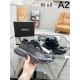 VERSACE Versace 2025SS Men's sneakers that are useful regardless of the season VERSACE Versace 2025SS Men's sneakers that are useful regardless of the season