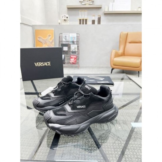 VERSACE Versace 2025SS Men's sneakers that are useful regardless of the season VERSACE Versace 2025SS Men's sneakers that are useful regardless of the season