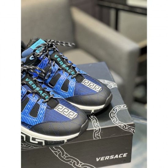 2025FW Men's Sneakers VERSACE Elegant design that makes you look mature
