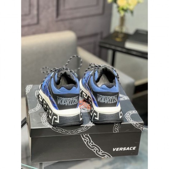 2025FW Men's Sneakers VERSACE Elegant design that makes you look mature