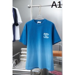 2025SS Short-sleeved T-shirt CHANEL Rare! Only available at stores